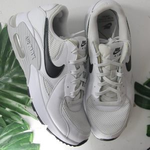 Nike Air Max Excee White Black Women's Sneakers 003037 sz 9Womens/7.5 Youth